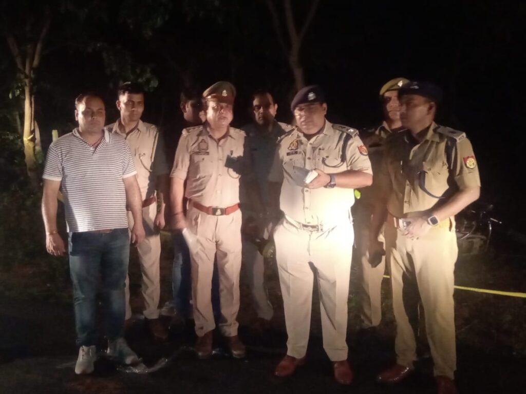 नोएडा पुलिस का बदमाशों पर शिकंजा !