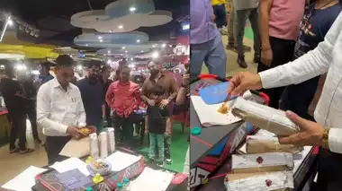 नोएडा DLF मॉल के हाउस ऑफ कैंडी शॉप में पीनट चॉकलेट में निकला कीड़ा ! 