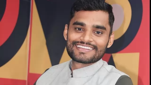 हाई स्कूल में जालौन के रहने वाले यश प्रताप सिंह ने 97.83 प्रतिशत से प्रदेश मैं टॉप किया है