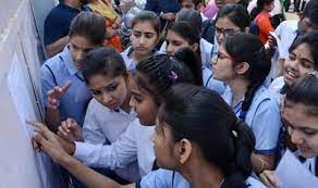 UP बोर्ड रिजल्ट पर सस्पेंस बरकरार, आज नहीं आएगा परिणाम !