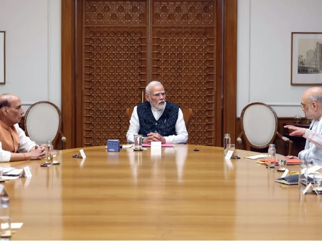 "पहलगाम पर एकजुट हुआ लोकतंत्र, सरकार ने साझा की रणनीति की झलक" !