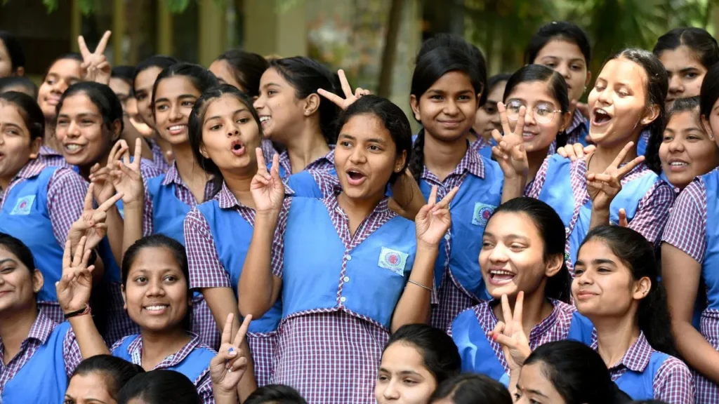 "घोषित हुआ उत्तराखंड बोर्ड 12वीं का रिजल्ट, यहां क्लिक कर पहले चेक करें अपना परिणाम"!