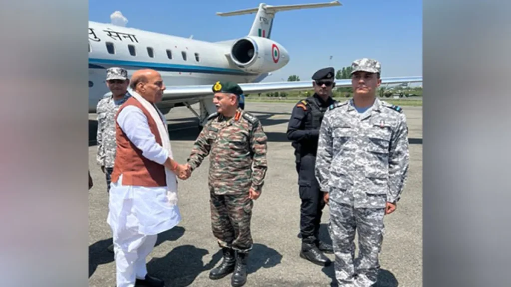 "ऑपरेशन के बाद एक्शन मोड में रक्षा मंत्री, जम्मू-कश्मीर से दिया सुरक्षा का संकल्प"