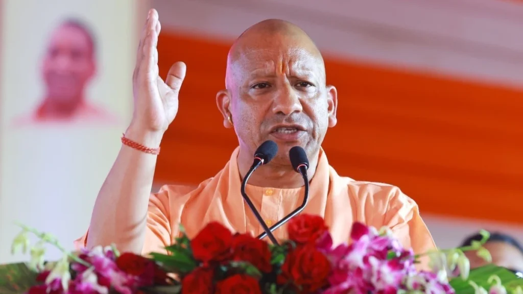CM योगी के दौरे से पहले सनसनी! बहराइच में मिला विस्फोटकों का जखीरा !