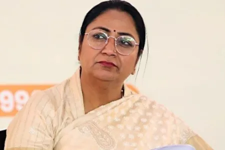 सीएम रेखा गुप्ता की सख्ती