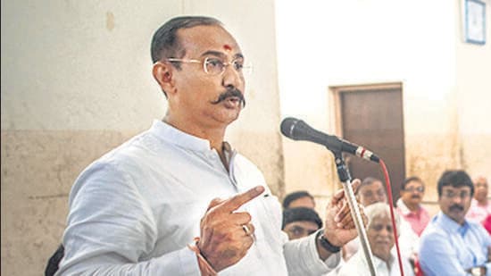 दिल्ली तक पहुंचा मुंबई कांग्रेस का विवाद