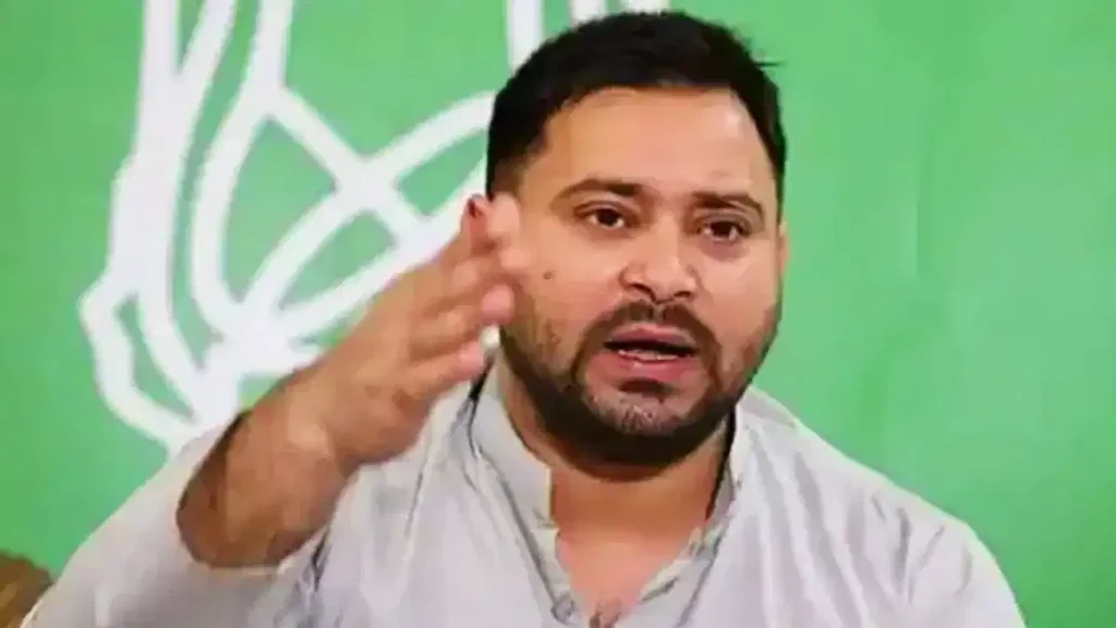 तेजस्वी यादव का आरोप