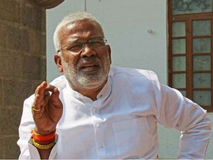 स्वतंत्र देव सिंह का पक्ष