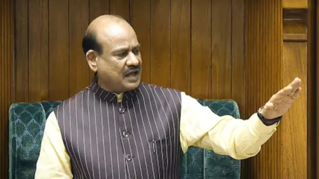 "लोकसभा में SIR मुद्दे पर विपक्ष का हंगामा, स्पीकर ने कड़ा रुख दिखाया"