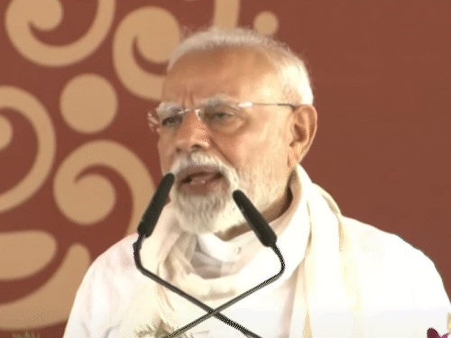 जनता से किया संवाद, विपक्ष पर भी साधा निशाना