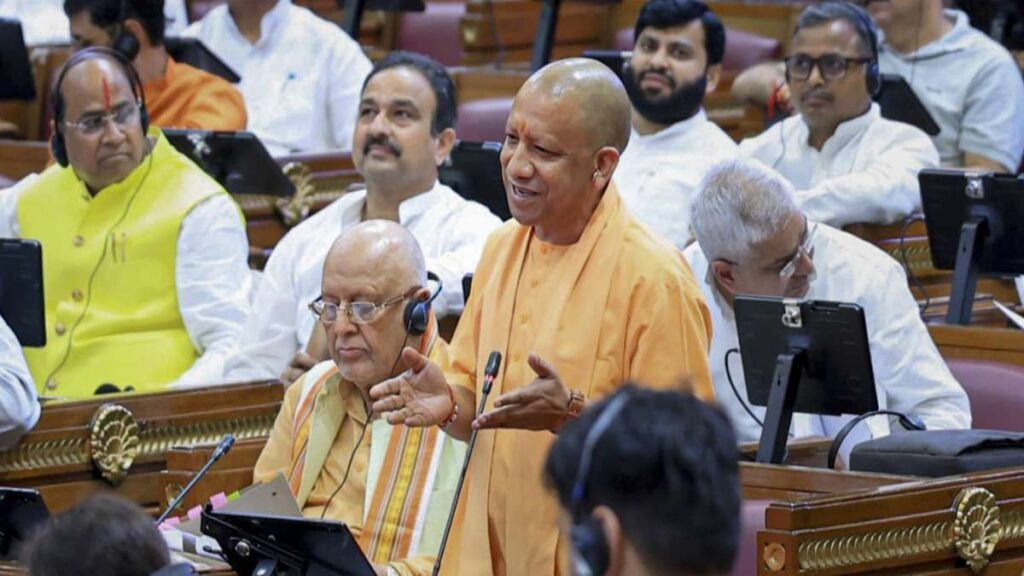 "समाजवादियों को गौ माता का श्राप लगा"