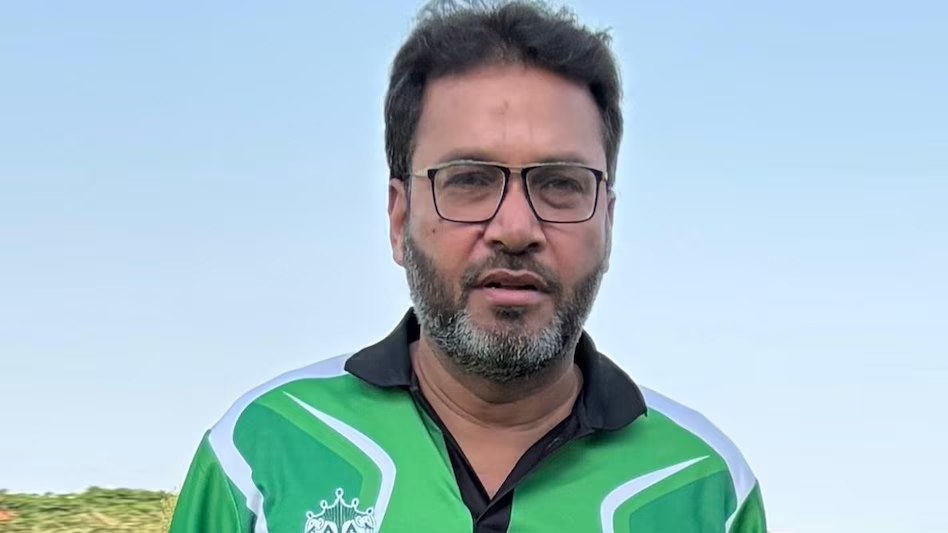 "क्रिकेट मैदान पर दर्दनाक हादसा: आखिरी गेंद फेंकते ही गेंदबाज को आया हार्ट अटैक, हुई मौत"