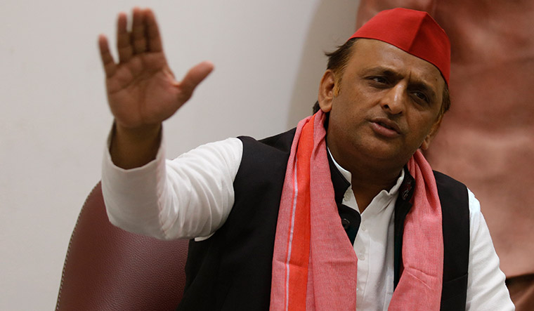 सपा का समर्थन, बीजेपी पर हमला