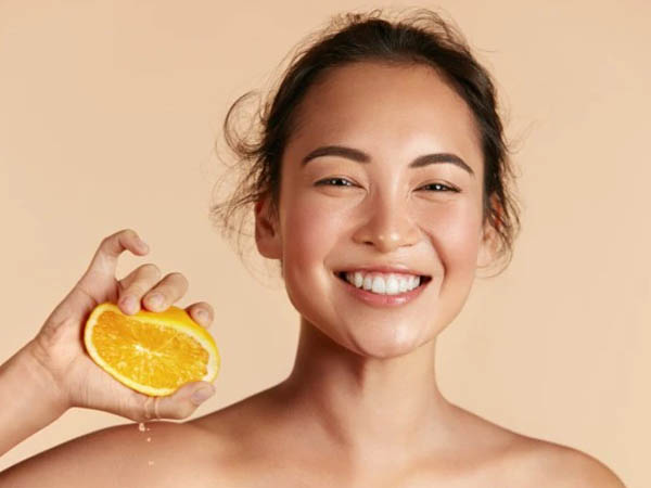 विटामिन C की कमी कैसी लगती है? जानें मुख्य लक्षण!