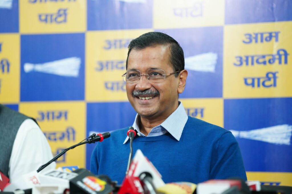 BMC चुनाव: AAP ने उतारे नए चेहरे, उद्धव–राज पर साधा निशाना !