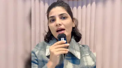 “PM के बयान को लेकर नेहा राठौर ने उन्नाव पीड़िता का जिक्र छेड़ा मुद्दा”