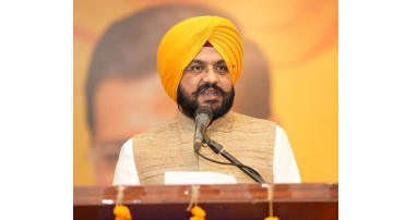 ग्रामीण रोजगार और सामाजिक सम्मान पर खतरा