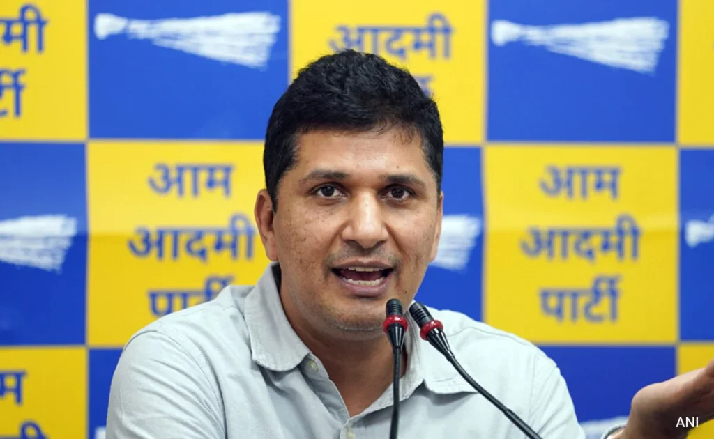 सौरभ भारद्वाज के स्वास्थ्य मंत्री कार्यकाल पर सवाल