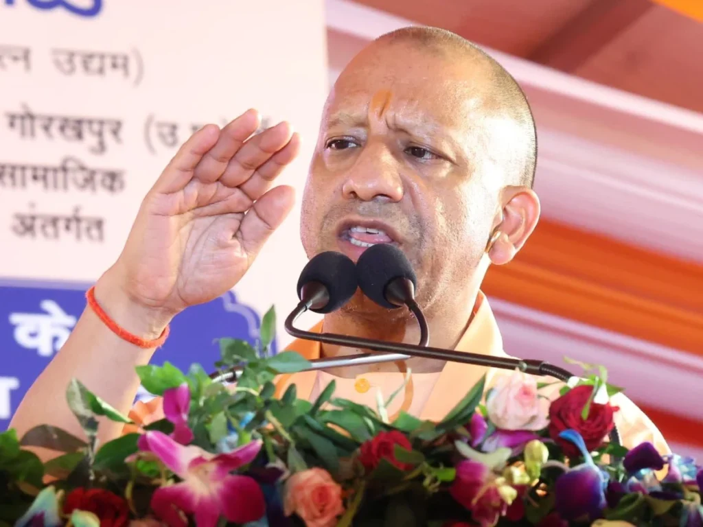 यूपी में 4 करोड़ वोटरों का सवाल, SIR बना सियासी संग्राम !