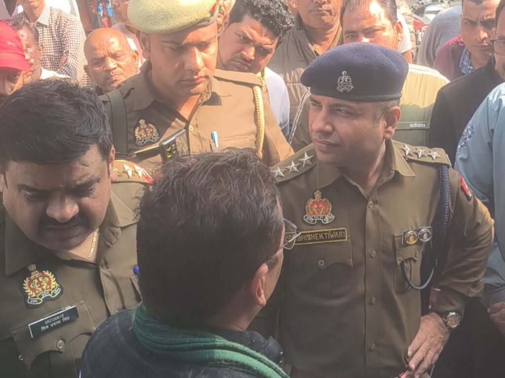 मेरठ में दिनदहाड़े फायरिंग, राजनीतिक हलकों में हलचल!
