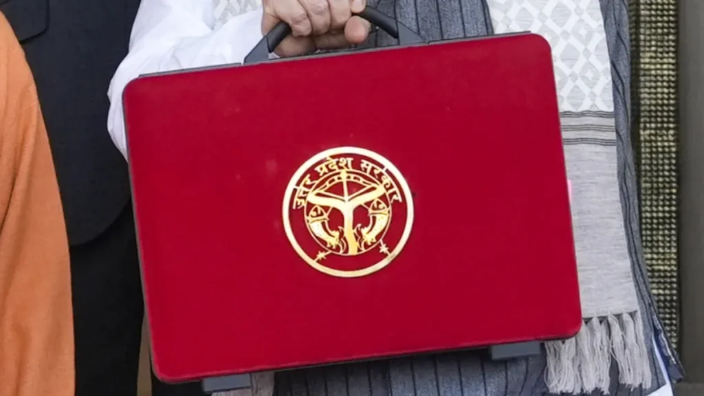 राजनीतिक बयानबाजी तेज