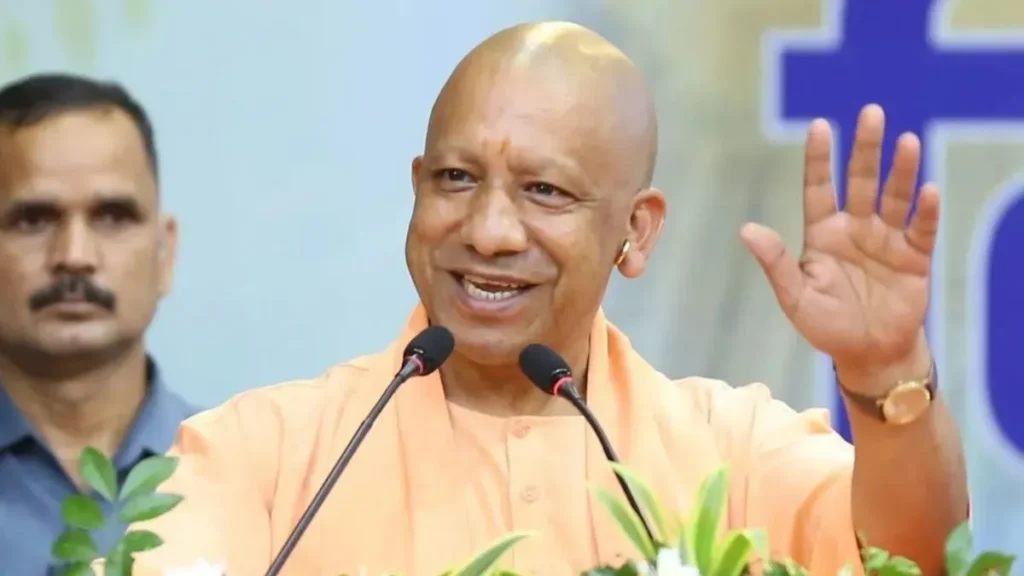 यूपी को $1 ट्रिलियन इकोनॉमी बनाने का CM योगी का मेगा प्लान !